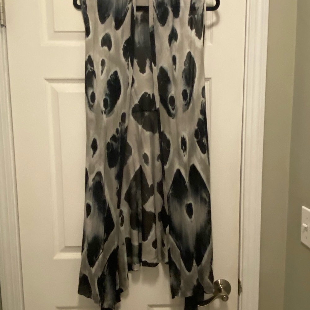 Silky feel tie dye artsy vest
